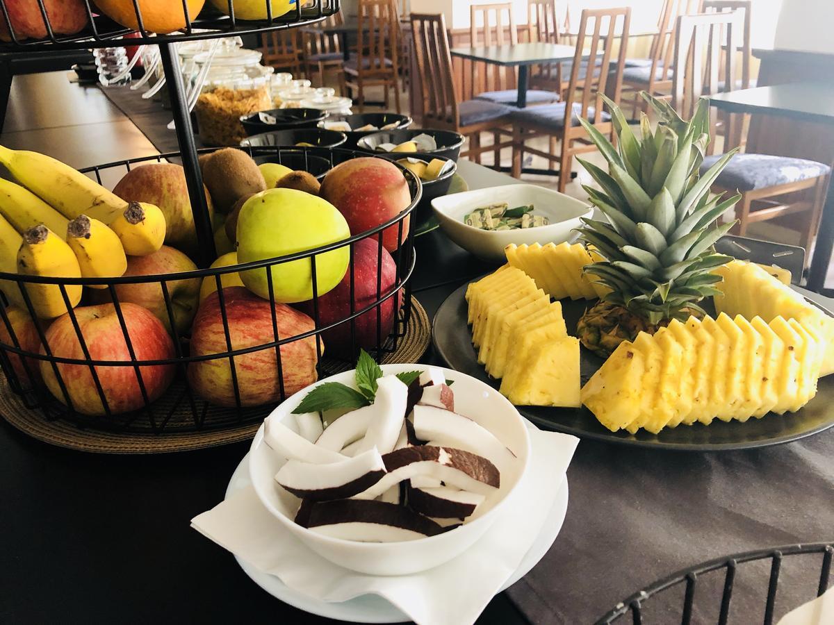Hotel Aplo - Breakfast Experience 切尔维亚 外观 照片
