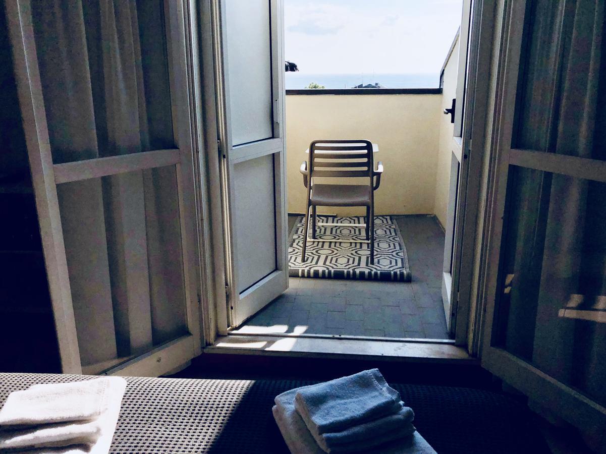 Hotel Aplo - Breakfast Experience 切尔维亚 外观 照片